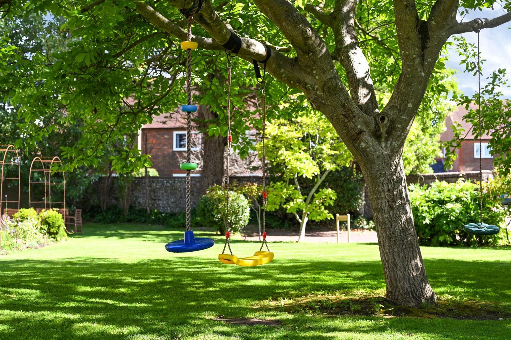 Walnut Tree House Villa Rustington Exterior foto